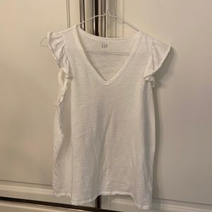 Gap v-neck sleeveless tee with ruffles, small